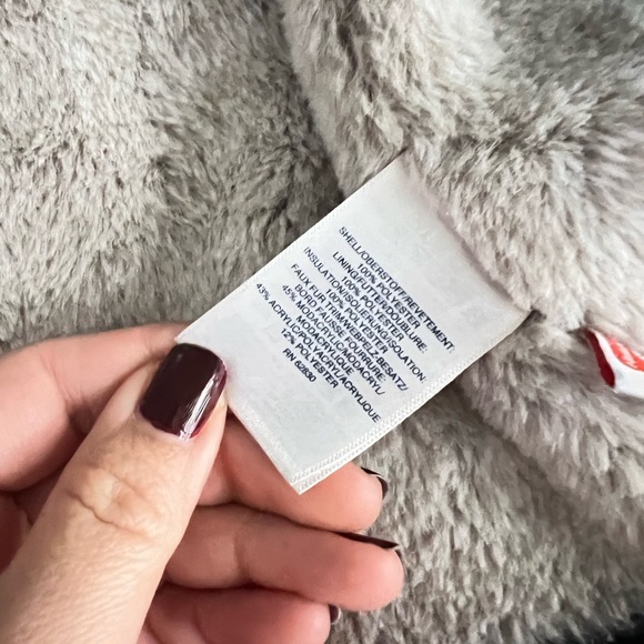 Lands End Black Kids Winter Coat with Faux Fur Hood. Warm parka. Size Large 6x/7 - Picture 5 of 8